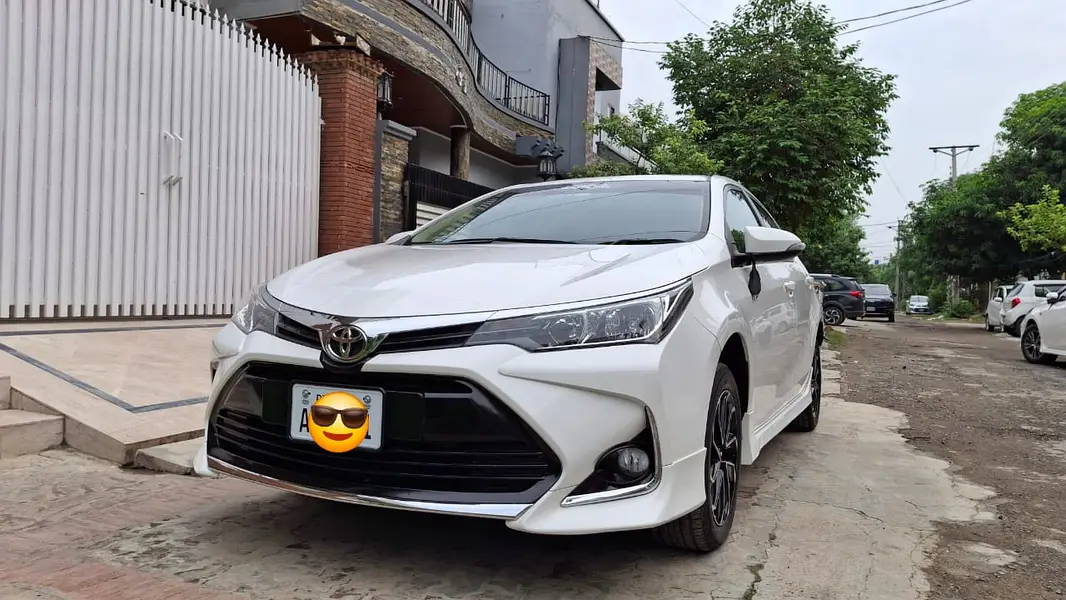 Toyota Corolla Altis 2025