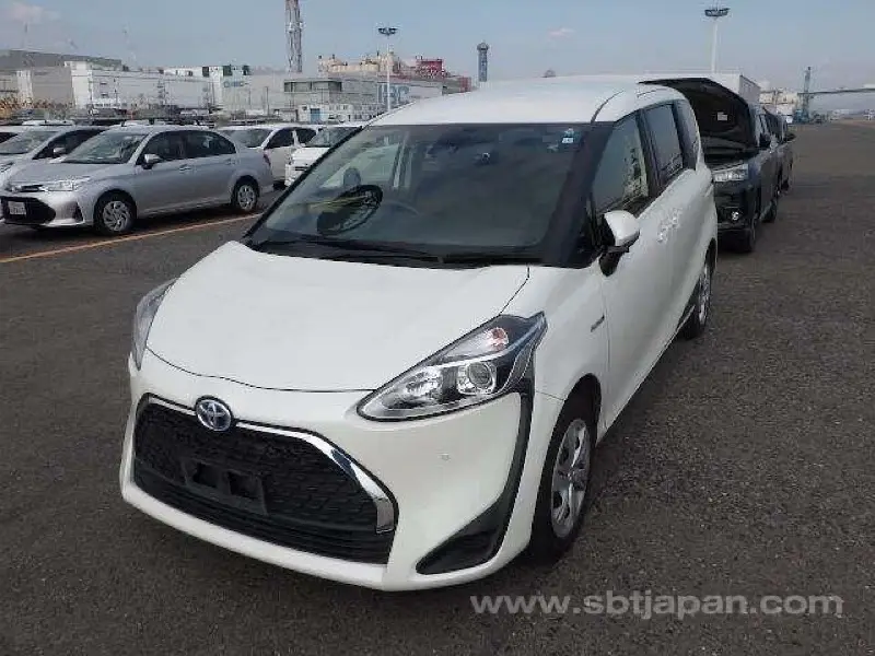 Toyota Sienta 2019