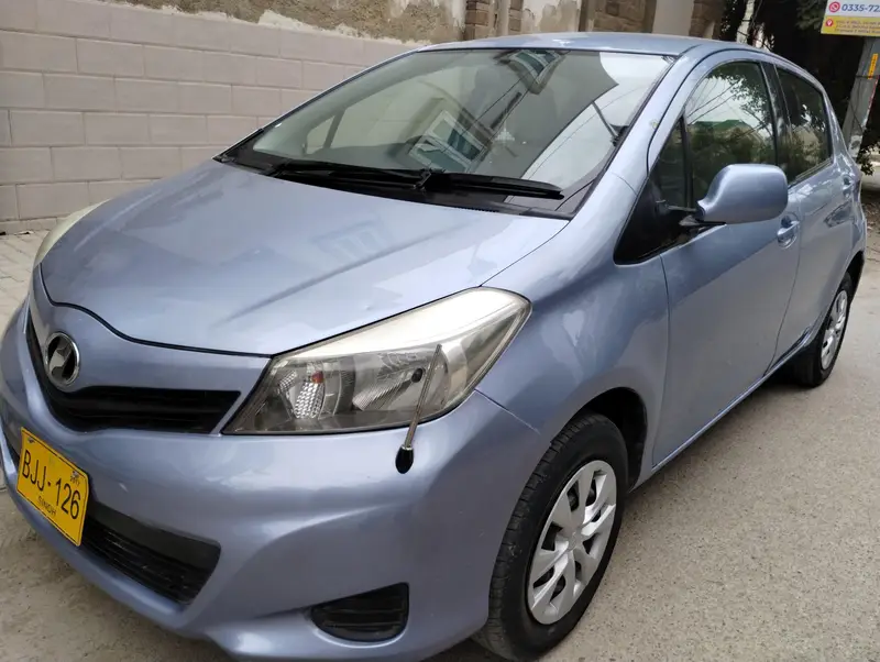 Toyota Vitz 2014