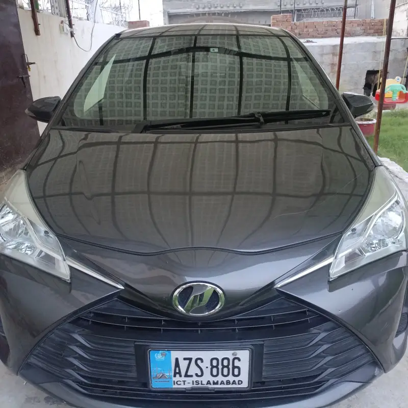 Toyota Vitz 2018