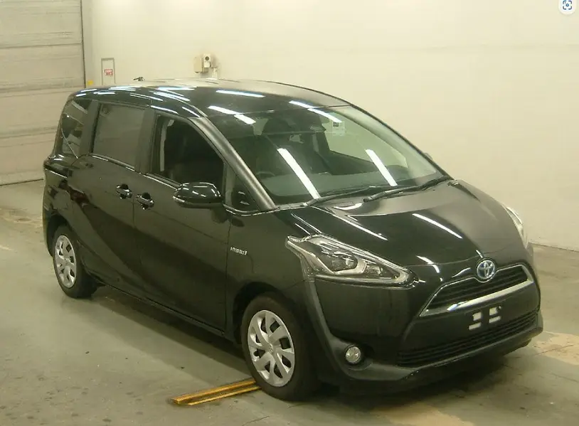Toyota Sienta 2018