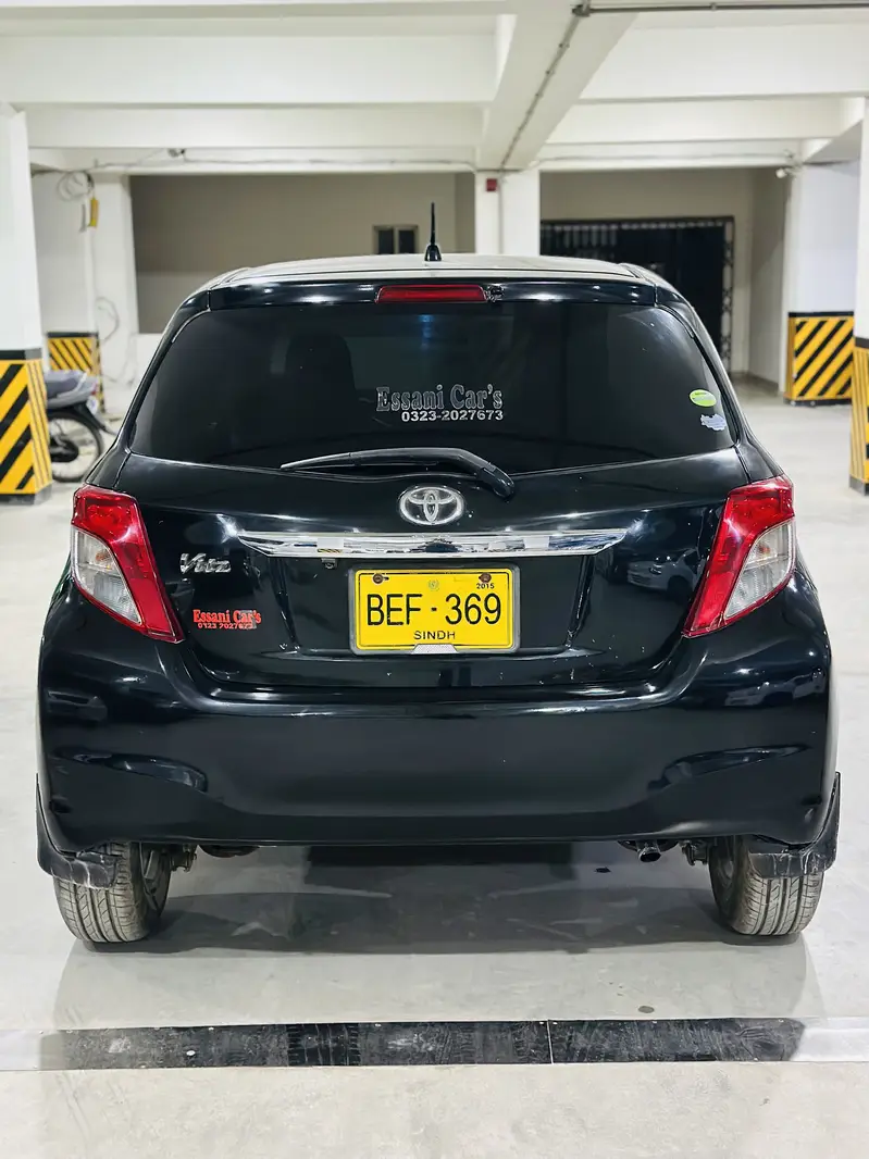 Toyota Vitz 2013