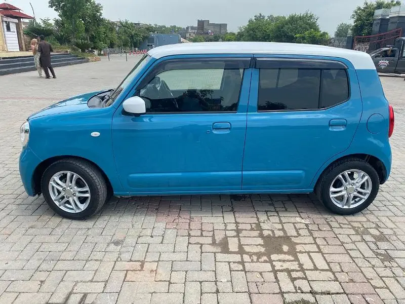 Suzuki Alto 2023