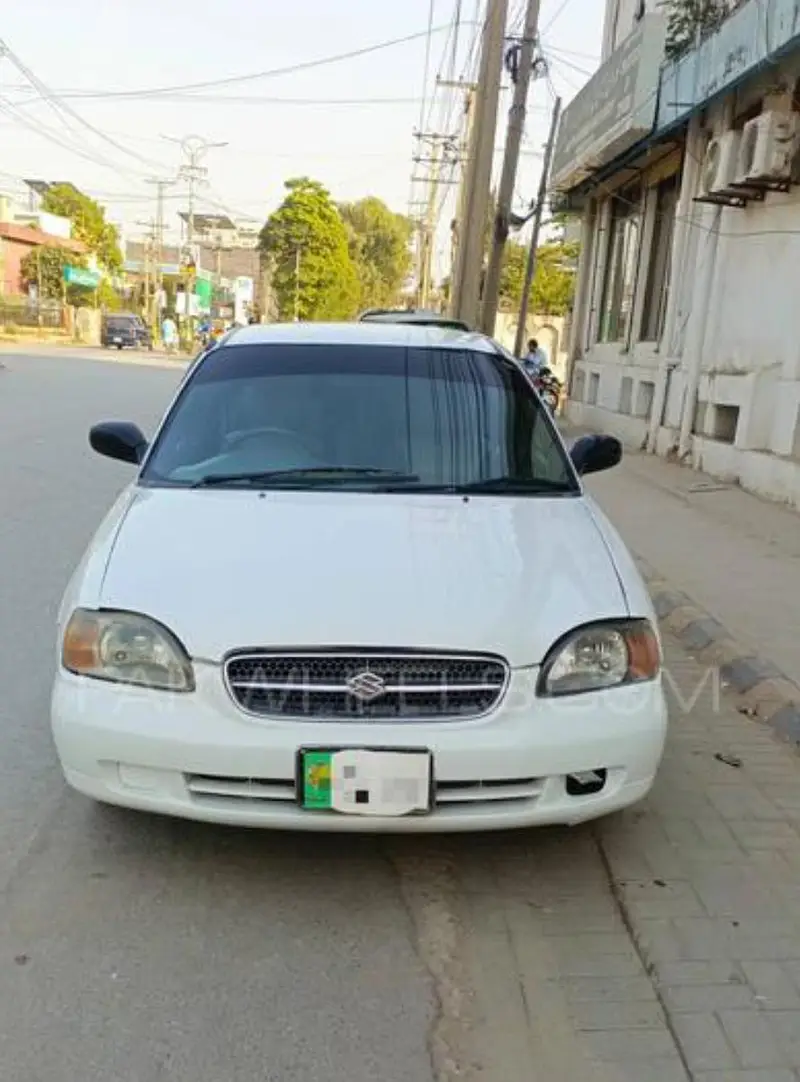 Suzuki Baleno 2004