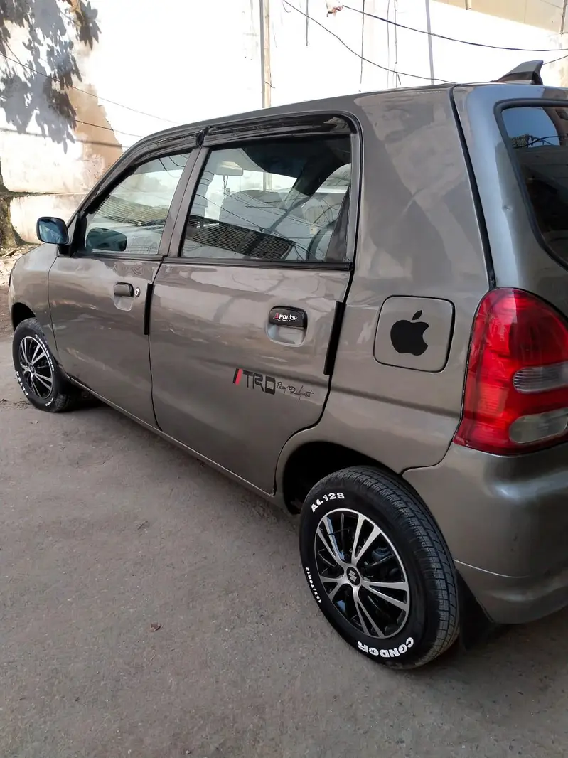 Suzuki Alto 2011