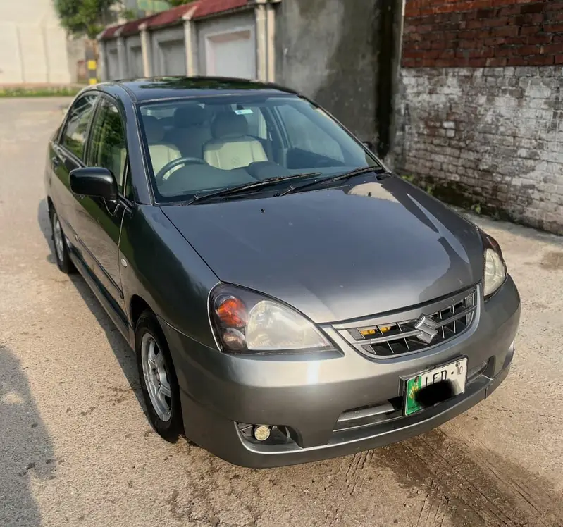 Suzuki Liana 2010