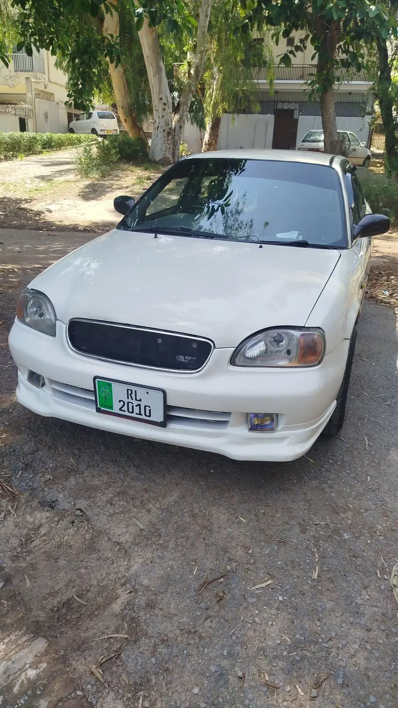 Suzuki Baleno 2004