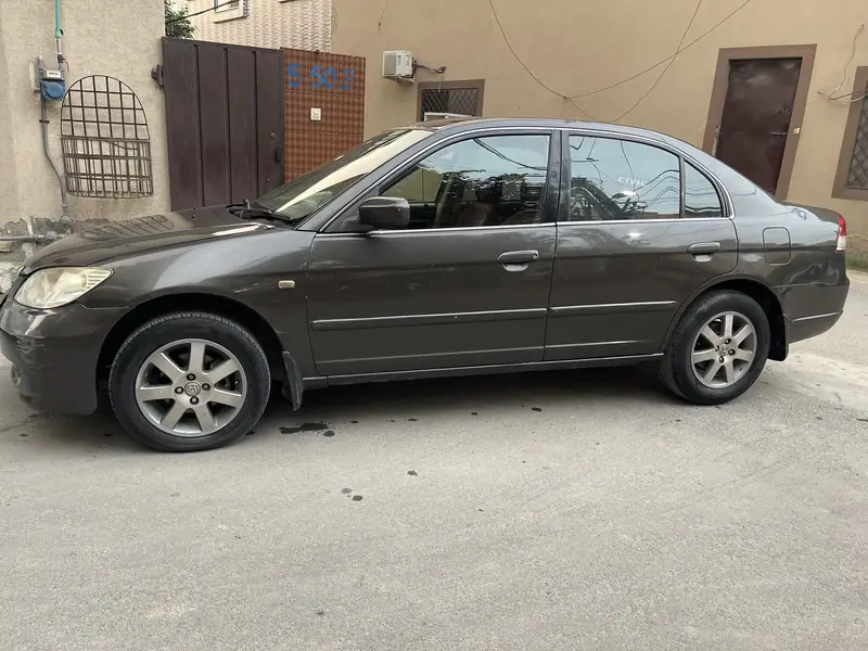 Honda Civic VTi Oriel Prosmatec 2004