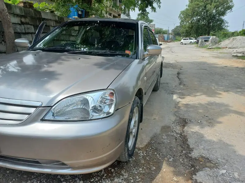 Honda Civic EXi 2002