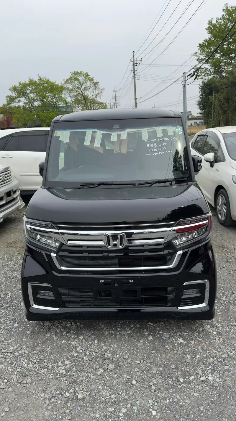 Honda N Box Custom 2023