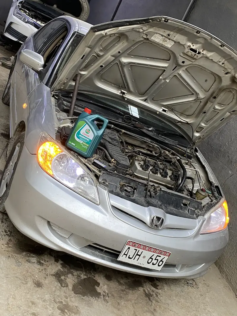 Honda Civic EXi 2005