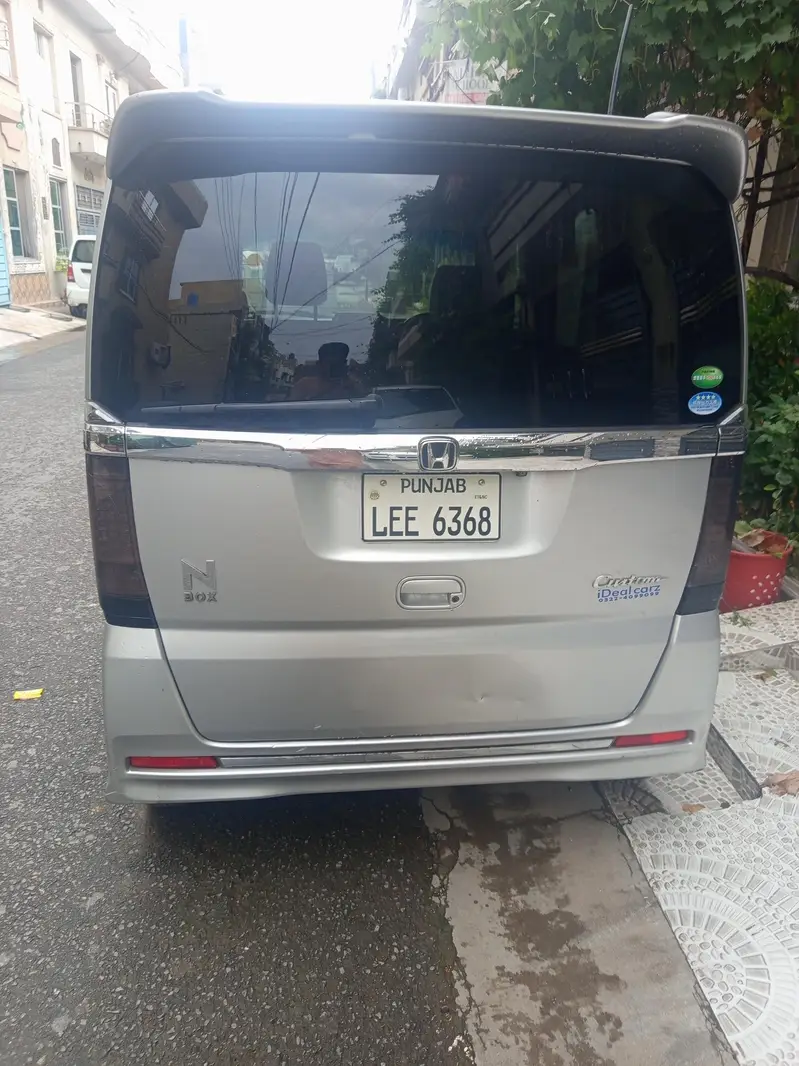 Honda N Box Custom 2019