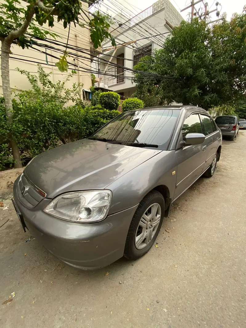 Honda Civic EXi 2004
