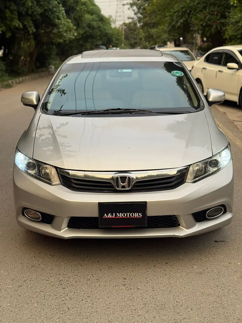 Honda Civic VTi Oriel Prosmatec 2013