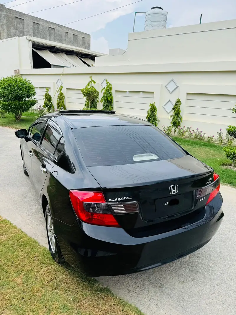 Honda Civic Oriel 2013