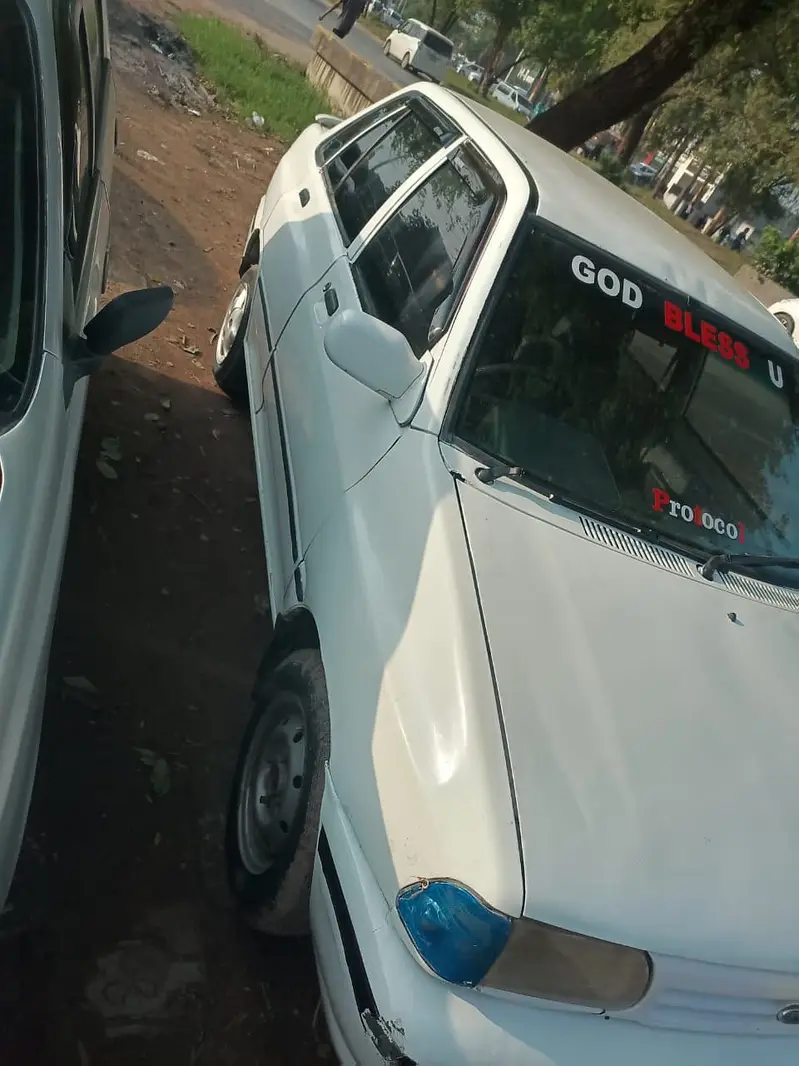 KIA Grand Carnival 2001