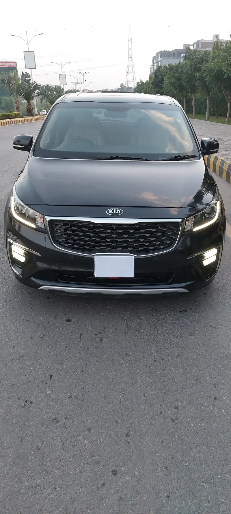 KIA Grand Carnival 2019