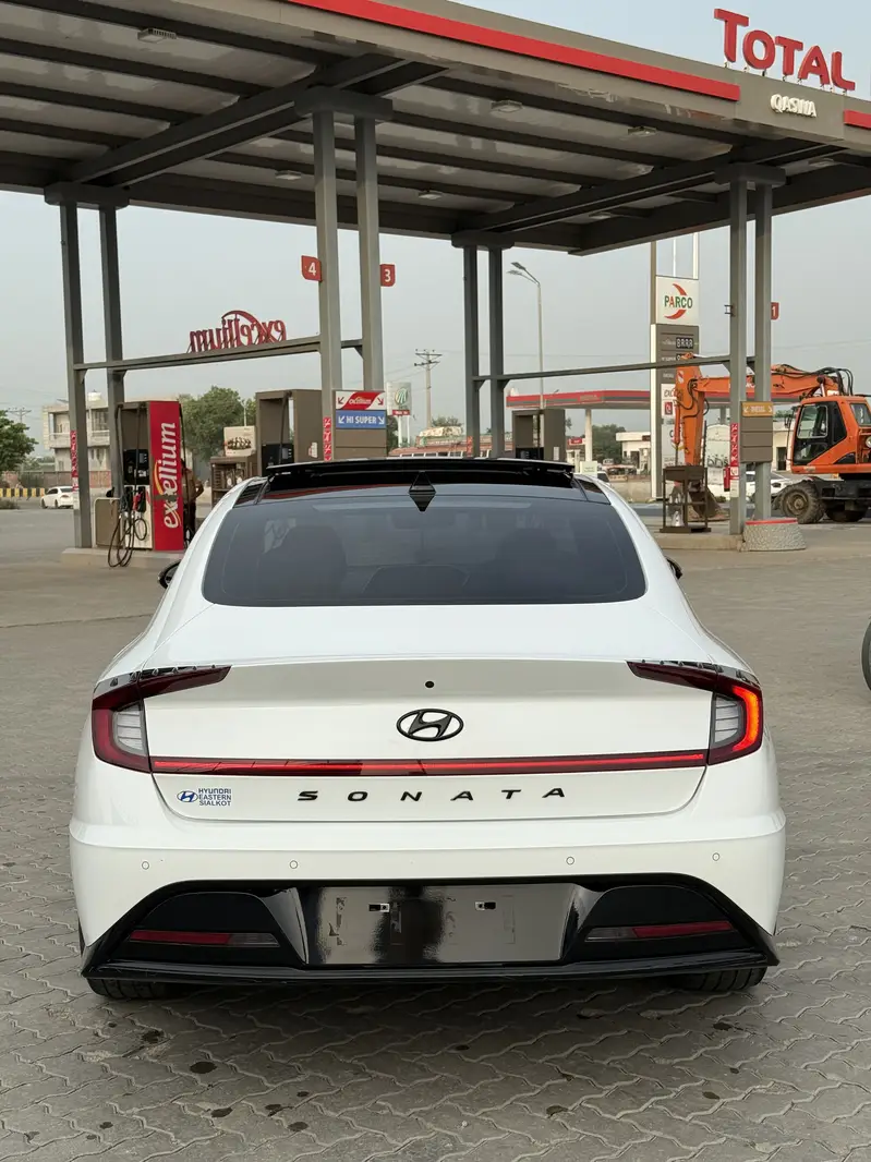 Hyundai Sonata 2021