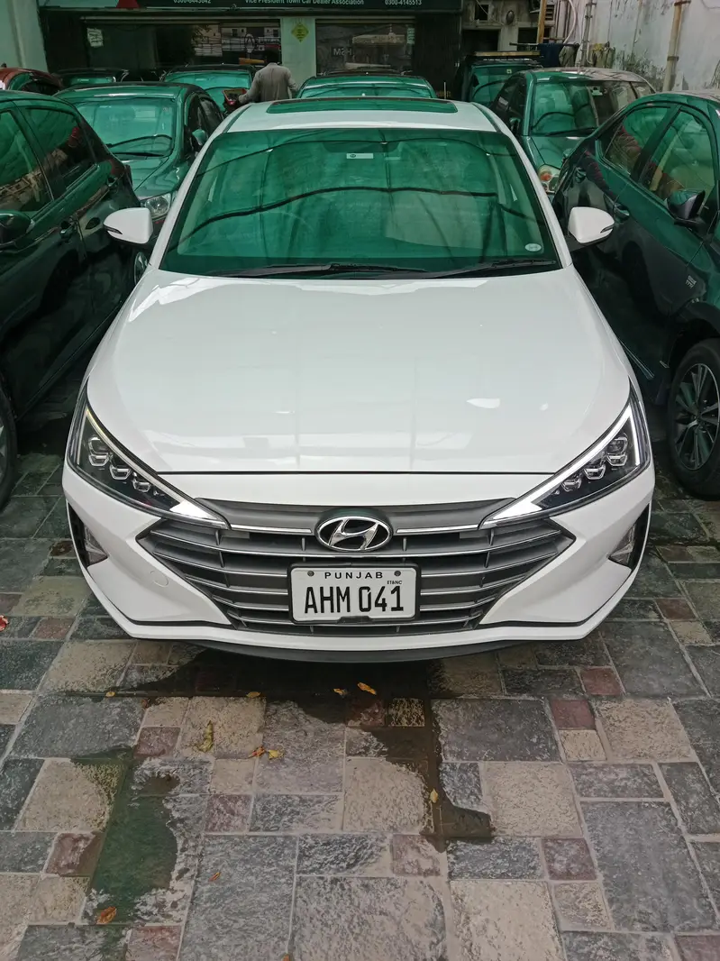 Hyundai Elantra 2021