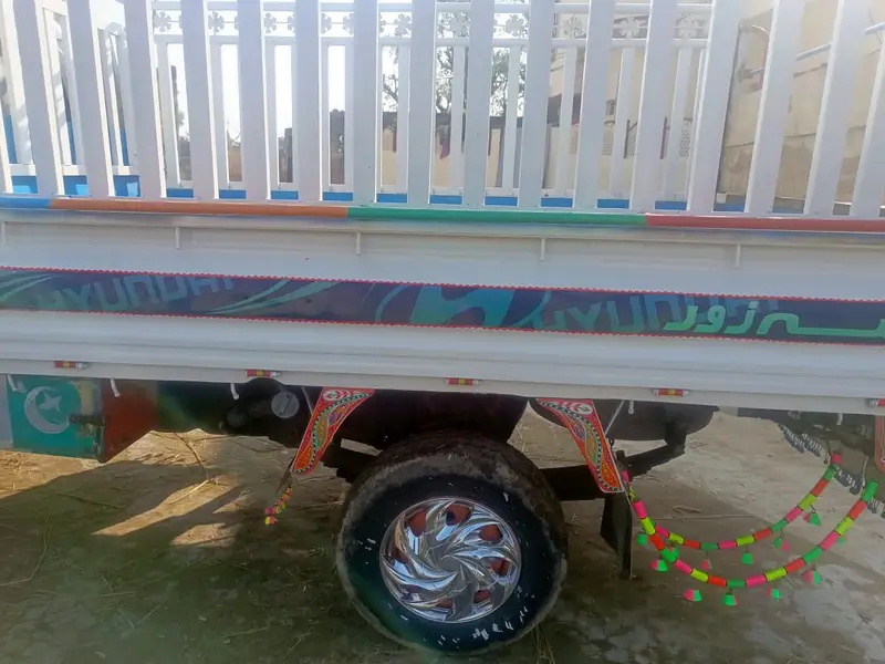 Hyundai Shehzore 2011