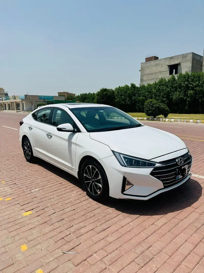 Hyundai Elantra 2021