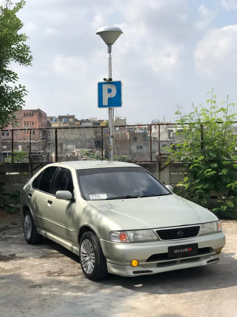 Nissan Sunny 1999