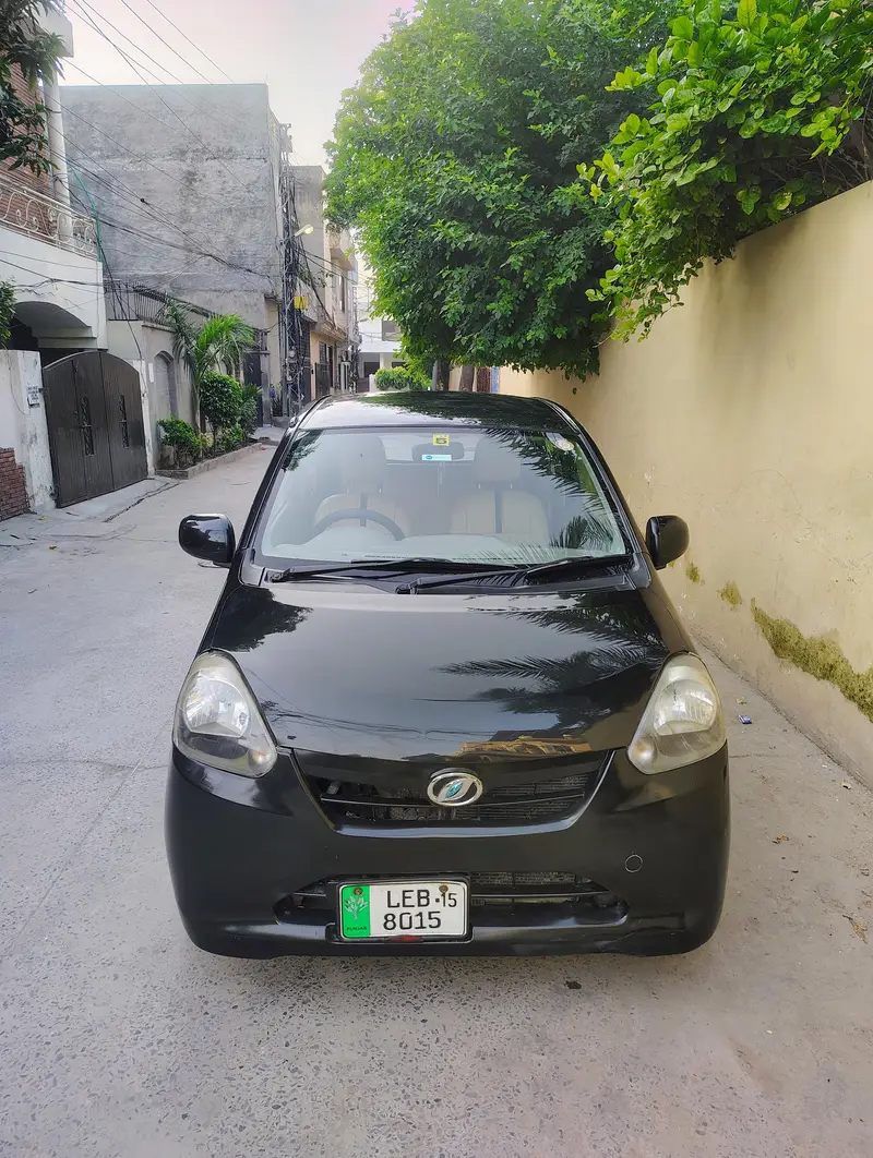 Daihatsu Mira 2015