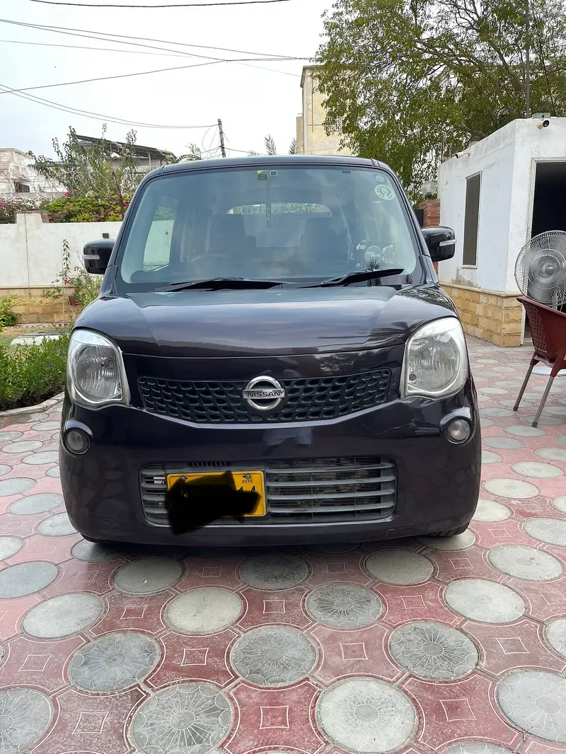 Nissan Moco 2012