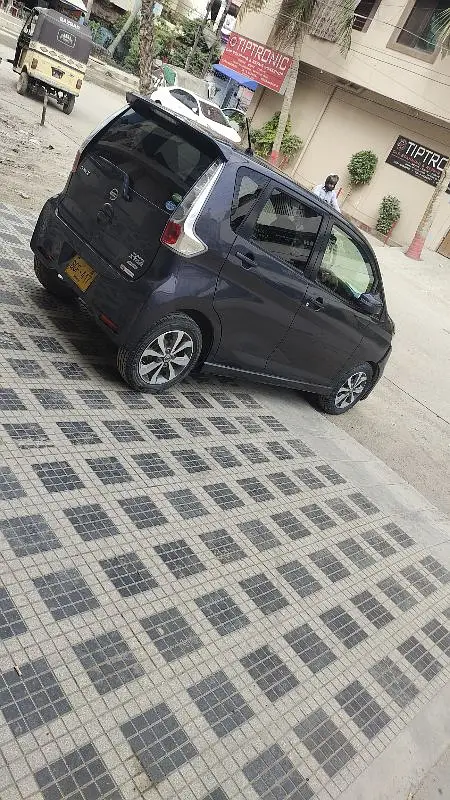 Nissan Dayz Highway Star 2013