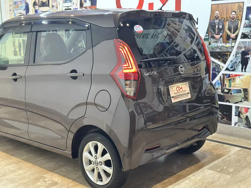 Nissan Dayz Highway Star 2022