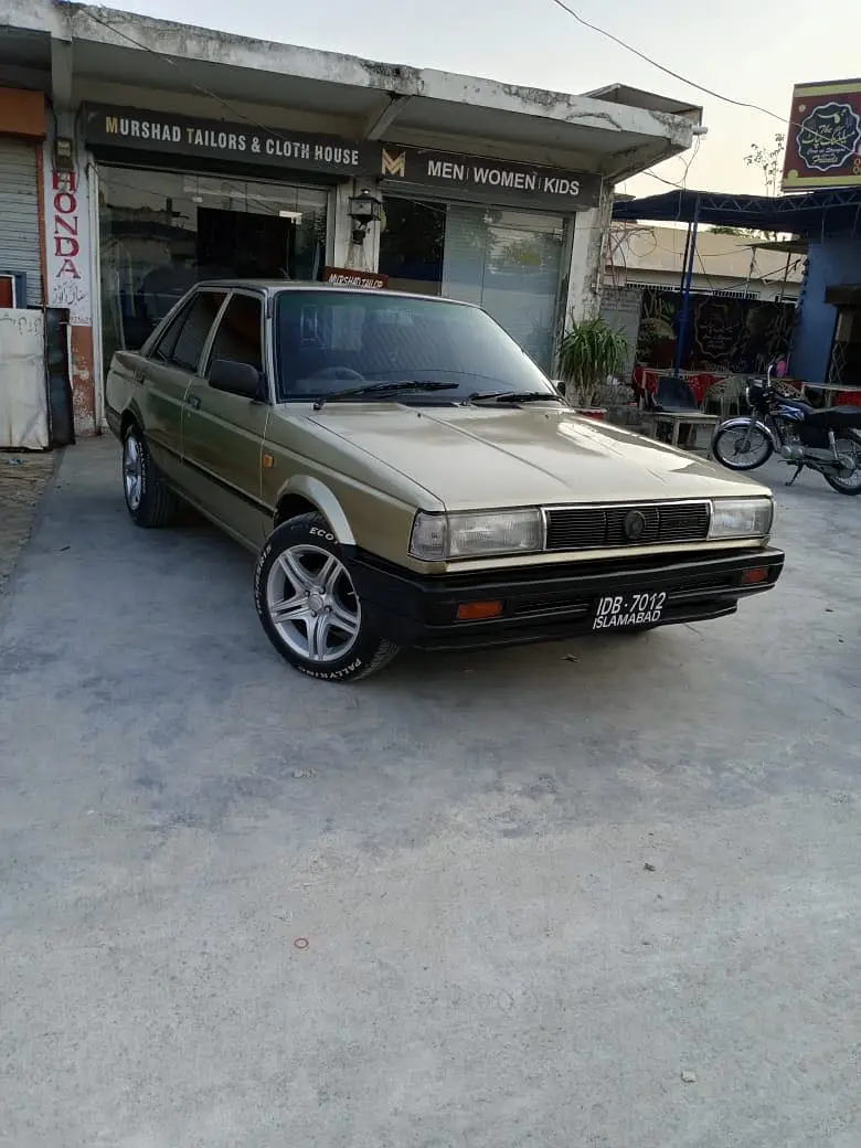 Nissan Sunny 1987