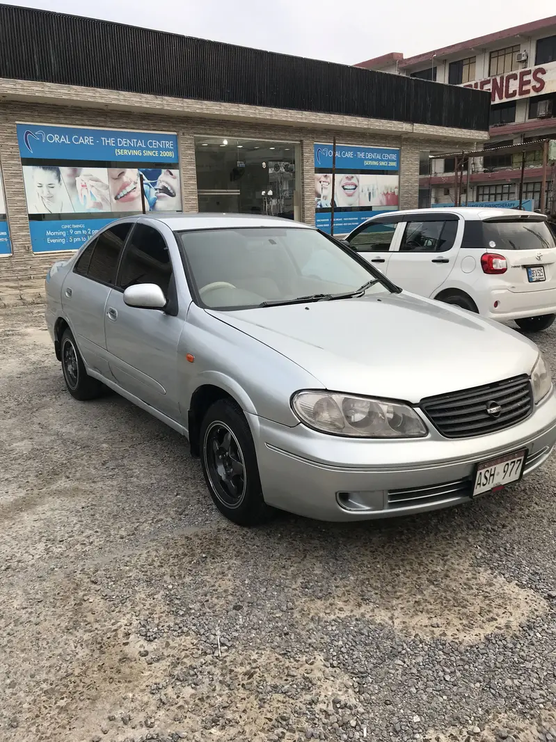 Nissan Sunny 2009