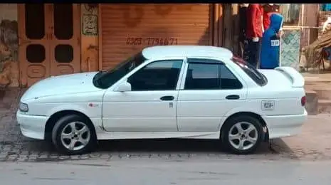 Nissan Sunny 1993
