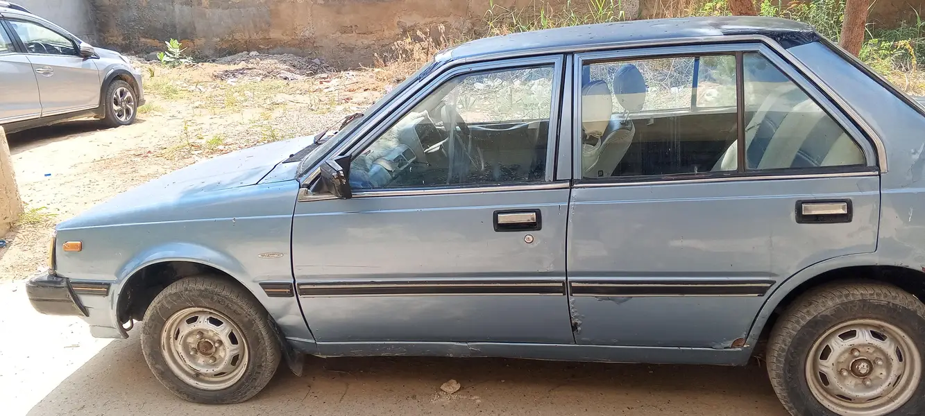 Nissan Sunny 1983
