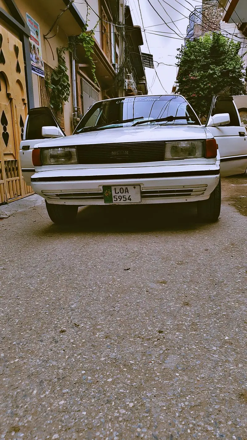 Nissan Sunny 1989