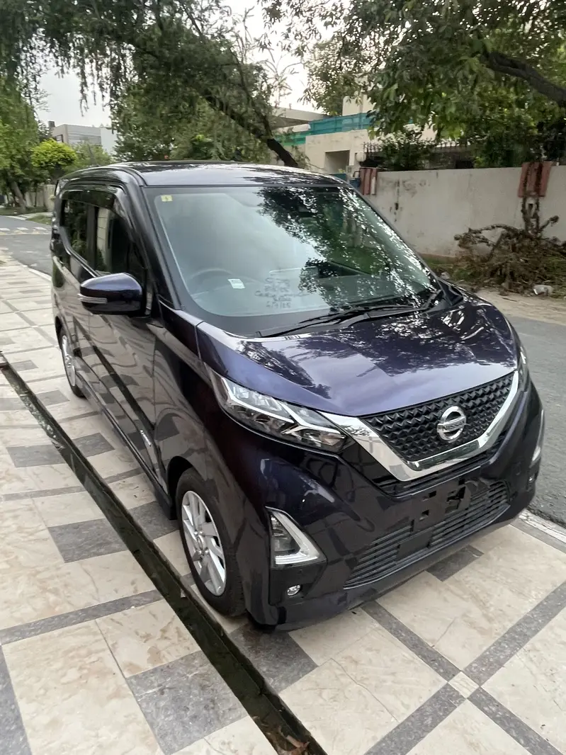 Nissan Dayz Highway Star 2023
