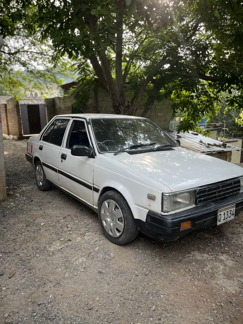 Nissan Sunny 1985