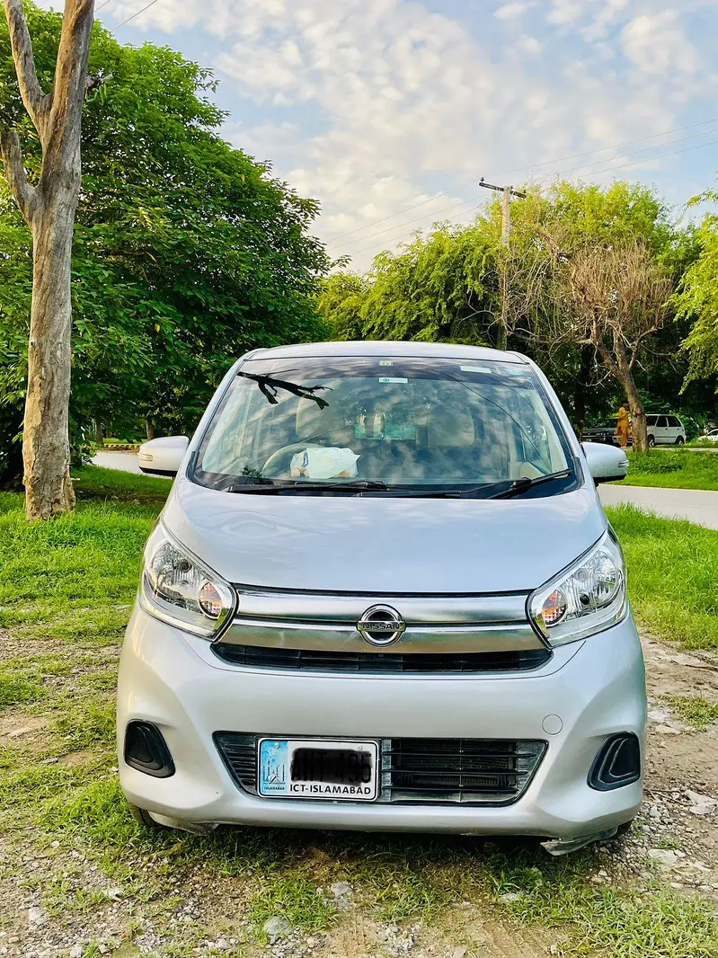 Nissan Dayz 2015
