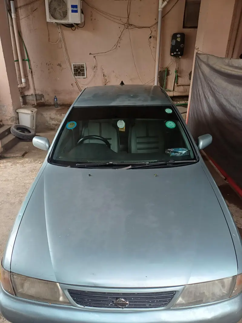 Nissan Sunny 1997