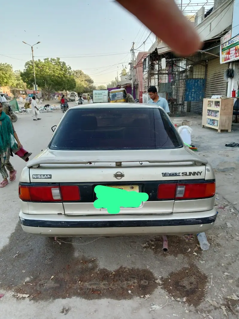 Nissan Sunny 1993