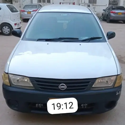 Nissan AD Van 2006