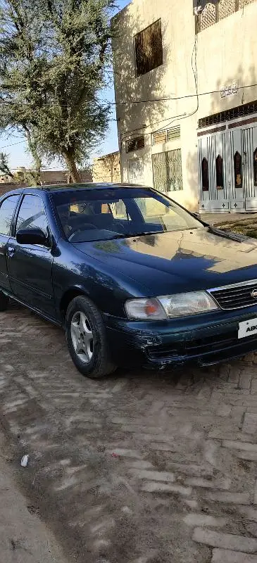 Nissan Sunny 1997