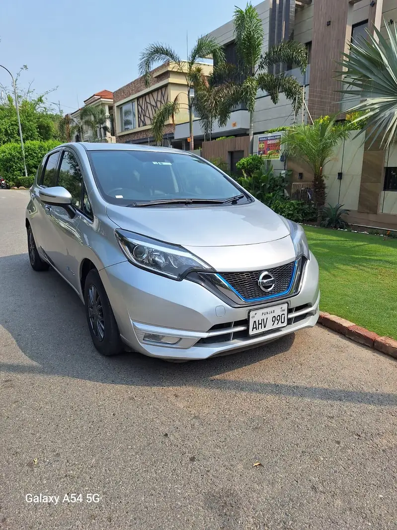 Nissan Note E Power 2018