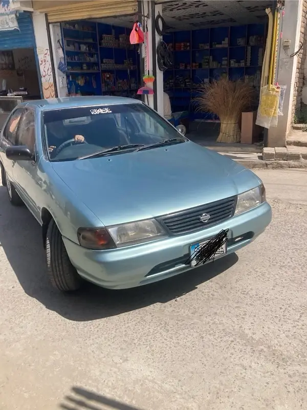 Nissan Sunny 1997