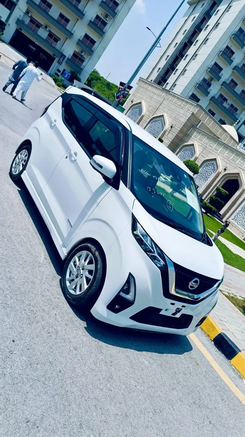 Nissan Dayz Highway Star 2022
