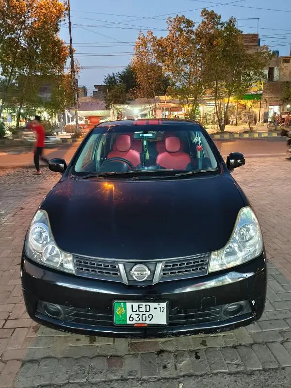Nissan Wingroad 2012
