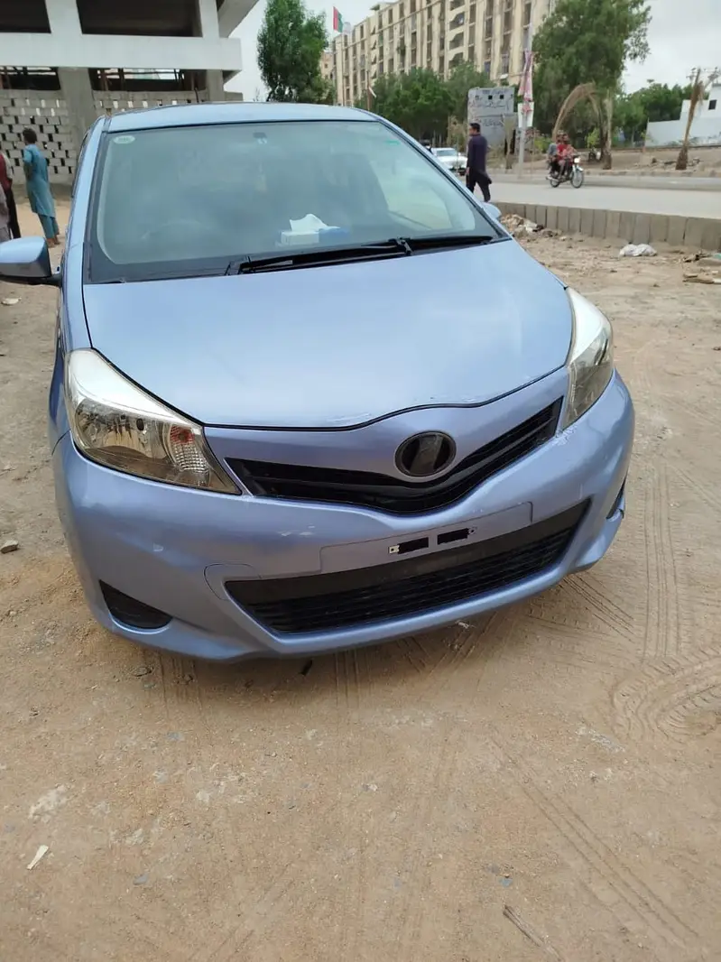 Toyota Vitz 2012