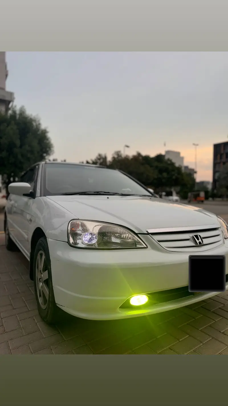 Honda Civic Oriel 2003