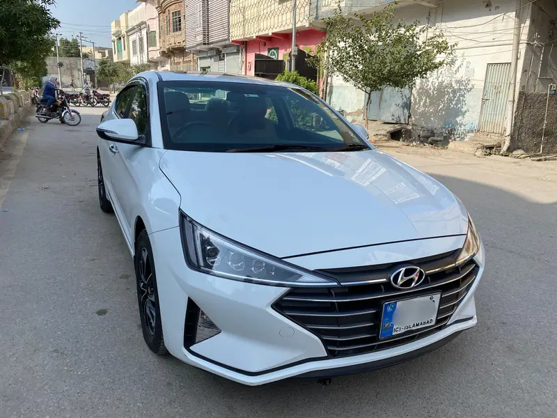 Hyundai Elantra 2021