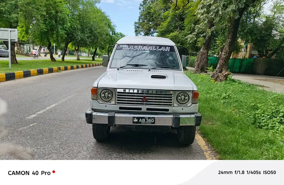 Mitsubishi Pajero 1989